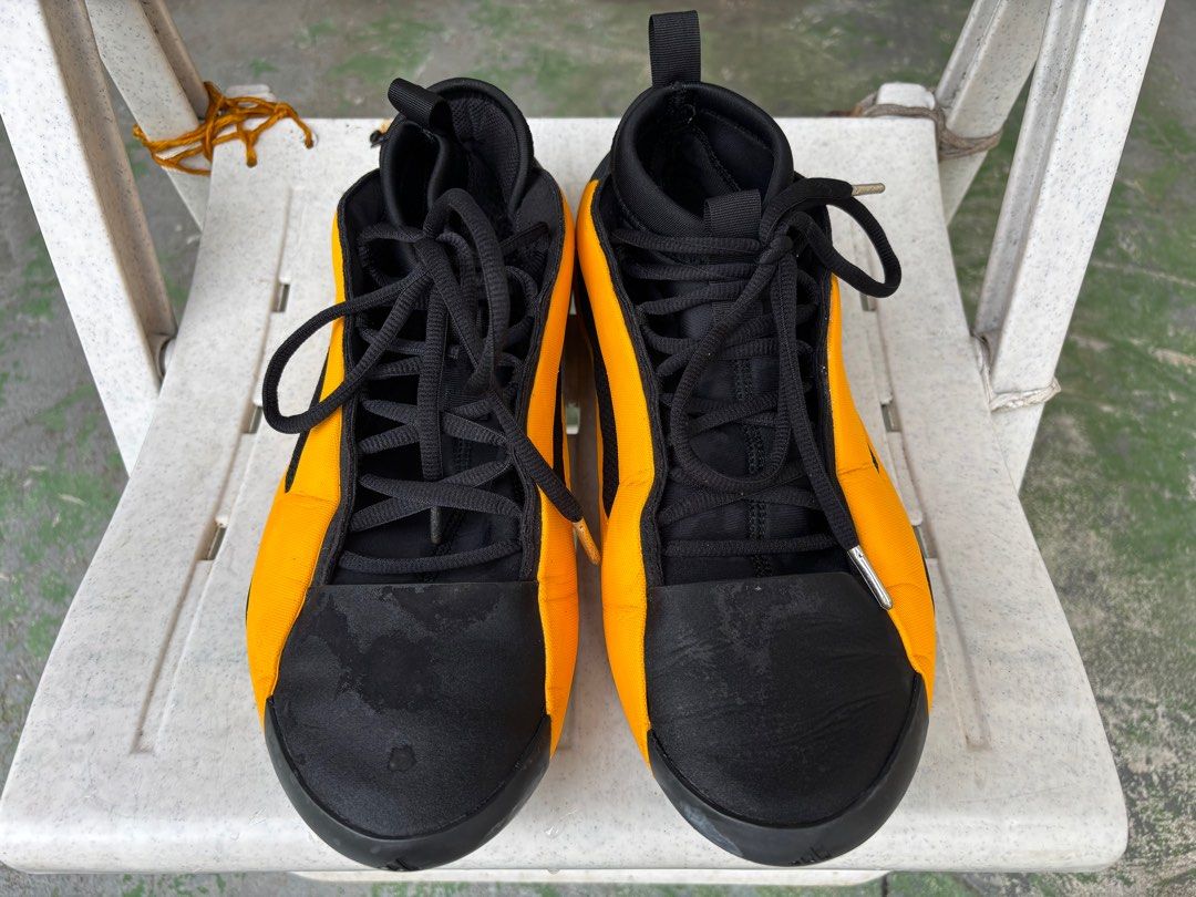 Adidas Harden Vol. 8 (Category: Sneakers) located in Paranaque City. Submitted by johntheconqueror (Listing ID 1388703501, Image 3). Description: FOR SALE‼️ Adidas Harden Volume 8 Size: 10.5 US Color: Yellow / Black Condition: 9/10 Indoor use only RFS: Decluttering.