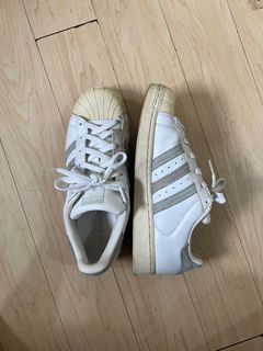 (Category: ) located in . Submitted by jclosetsale (Listing ID 1388750237, Image 1). Description: .
