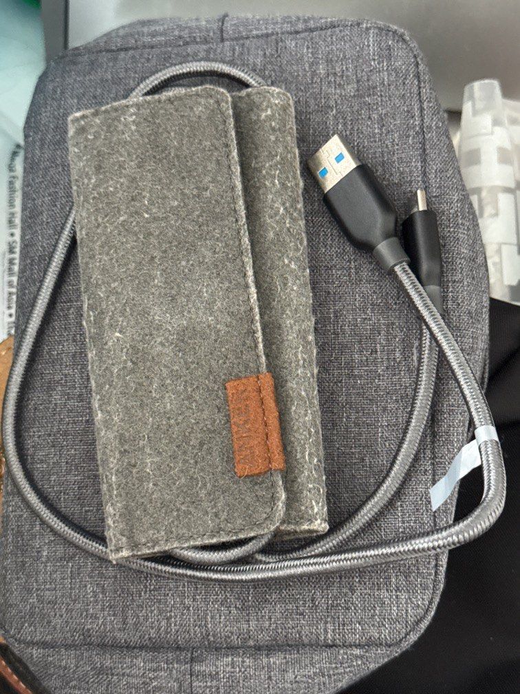Anker USB Cable to Type C (Category: Chargers & Cables) located in Quezon City. Submitted by anjlco2017 (Listing ID 1388702872, Image 1). Description: Authentic With Box.