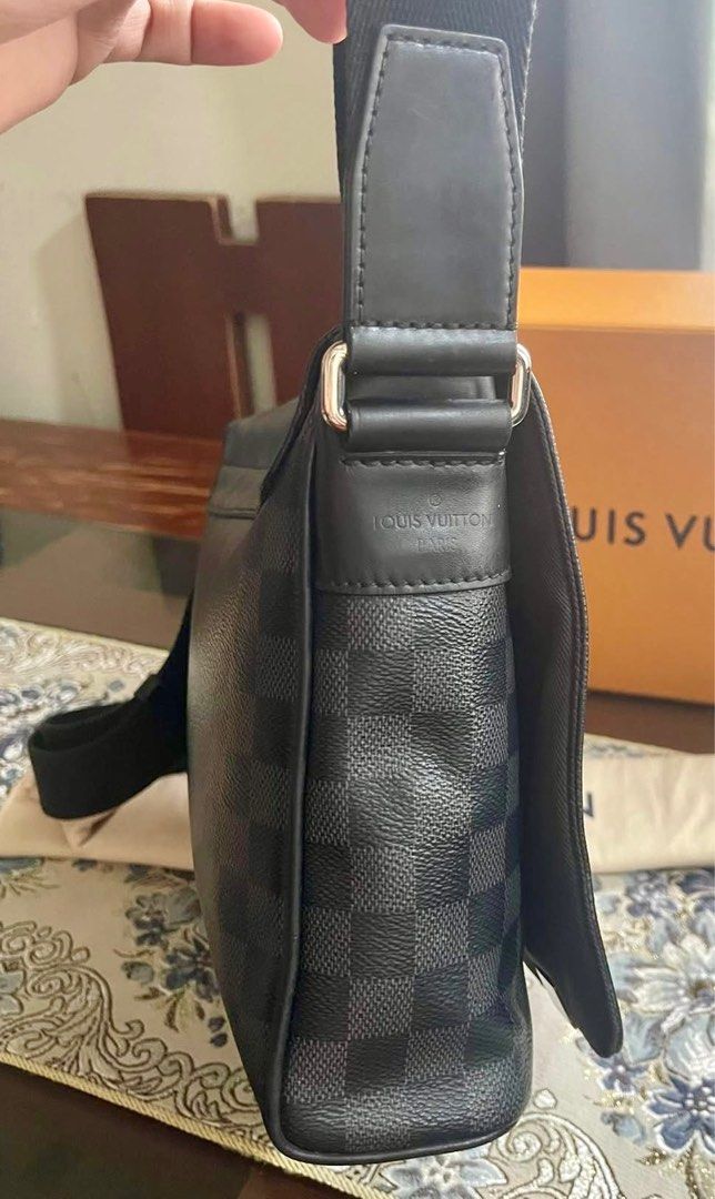 Authentic Louis Vuitton (Category: Luxury Bags & Wallets) located in Manila. Submitted by chloe_luxuries (Listing ID 1388726537, Image 3). Description: Guaranteed Original Louis Vuitton District Pm size Still in good condition with minor flaws Pls check the last picture Comes with complete inclusion Pm for more details.