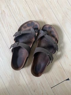 (Category: ) located in . Submitted by jclosetsale (Listing ID 1388745673, Image 1). Description: .