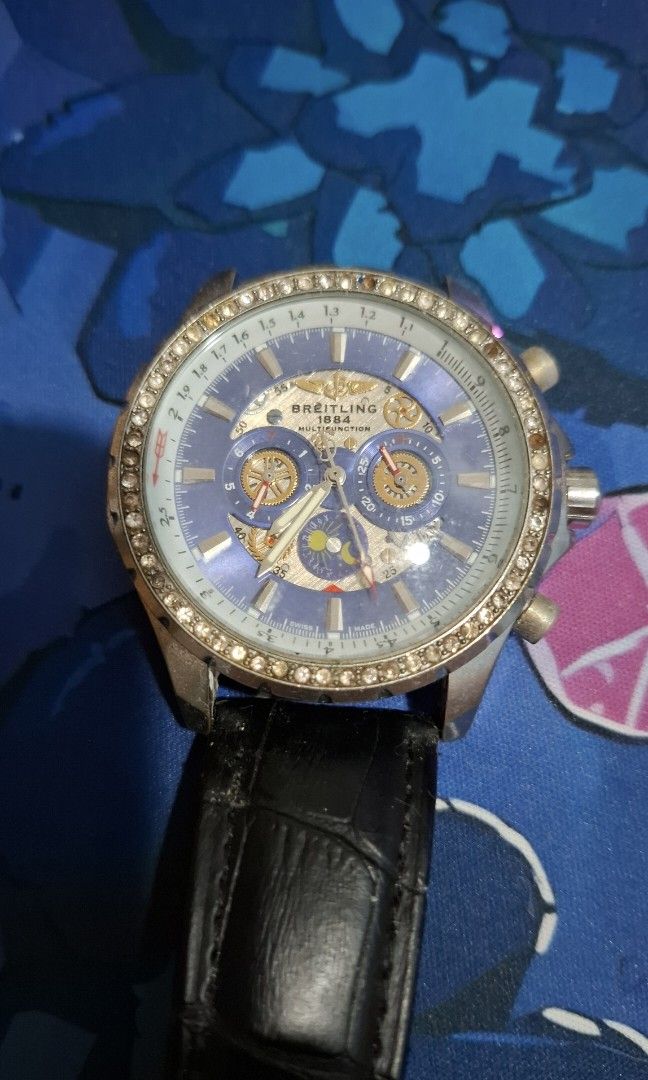 BREITLING FOR BENTLEY J44362 (Read Desc) (Category: Men's Watches) located in Caloocan City. Submitted by mikomikoj (Listing ID 1388748594, Image 2). Description: breitling for bentley j44362 issues: - no strap included, only the watch - no paperworks - bought in 2018 - free bag negotiable if sure buyer mop: gcash, seabank mod: lalamove (sf shouldered by buyer).