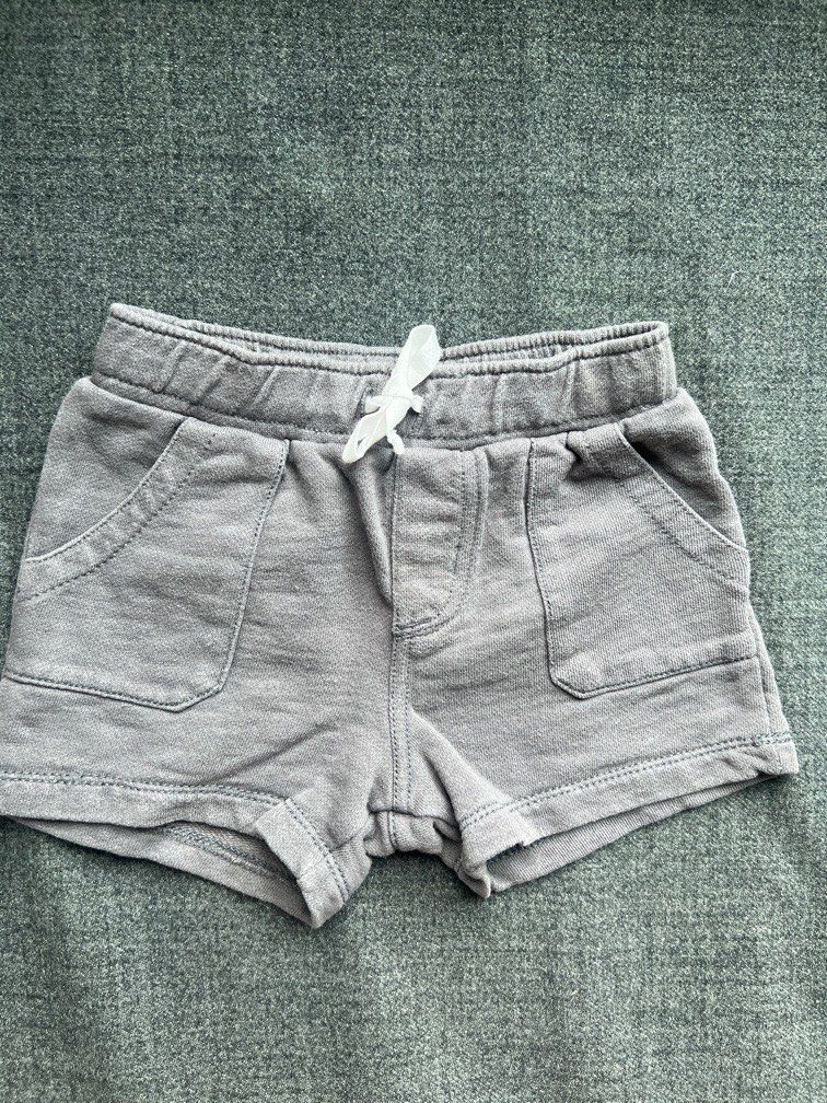 Carters little planet shorts 24m (Category: Babies & Kids Fashion) located in Makati City. Submitted by cconate (Listing ID 1388719888, Image 1). Description: .