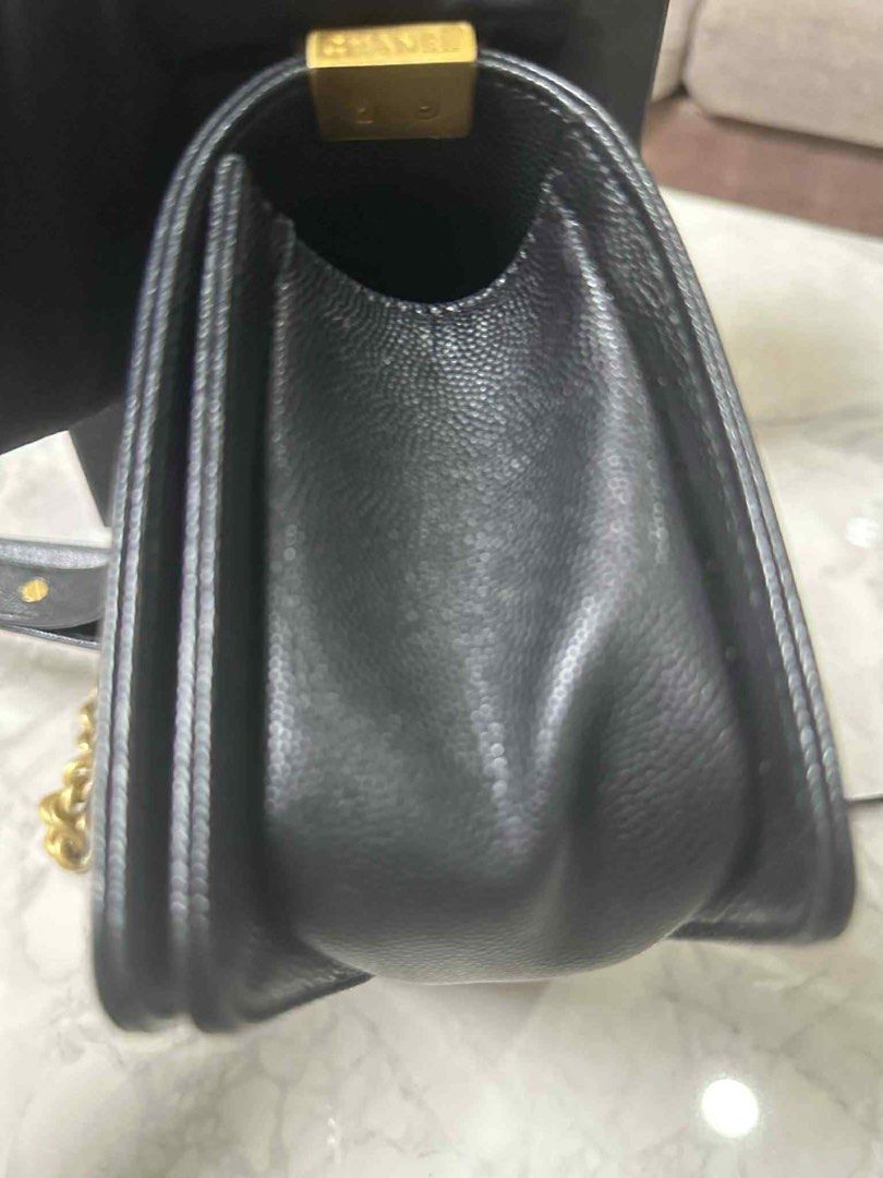 SOLD!!! Chanel Leboy Small (Category: Luxury Bags & Wallets) located in Santiago. Submitted by realjoan (Listing ID 1388802380, Image 3). Description: Comes complete w/o receipt Series 28 Like new condition Caviar GHW Slightly negotiable.