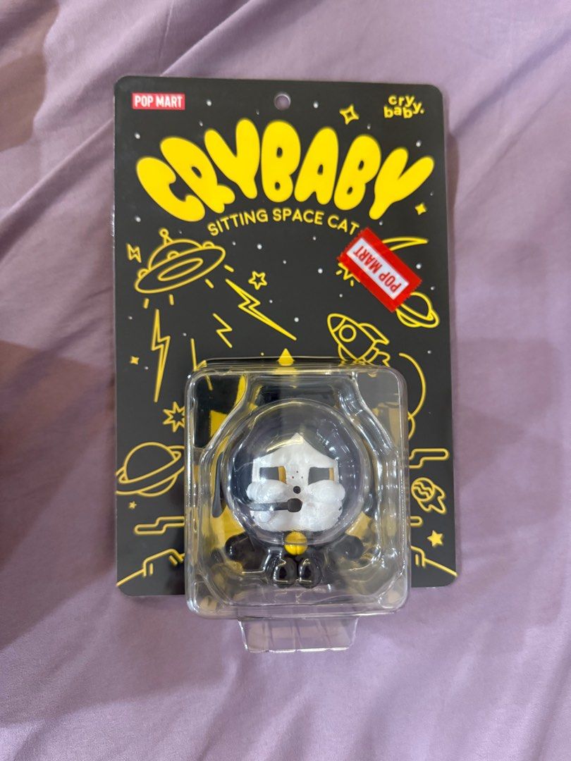 限定品】POP MART CRYBABY SITTING SPACE CAT