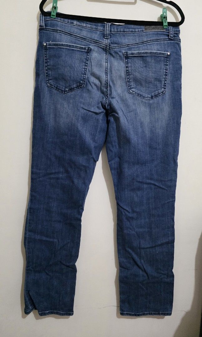 DKNY Womens Jeans (Category: Jeans) located in Mabalacat. Submitted by enoscep (Listing ID 1388752862, Image 2). Description: DKNY Womens Jeans Stretchy W:32-34" L:39" ☆rfs: decluttering ☆mop: bpi, bdo, gcash ☆mod: j&t ☆no return, refund, or exchange.