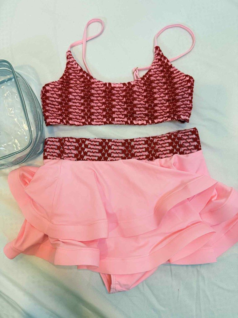 EIGHT MERMAID SWIMSUIT (Category: Bikinis & Swimsuits) located in Paranaque City. Submitted by cescag (Listing ID 1388717001, Image 2). Description: Never worn Original price is 3600 RFS too small.