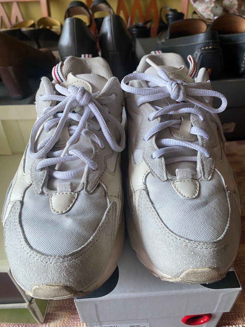 Fila Cream Sneakers / Rubber Shoes (Category: Shoe inserts) located in Makati City. Submitted by declutterteacher (Listing ID 1388740949, Image 2). Description: japan product .