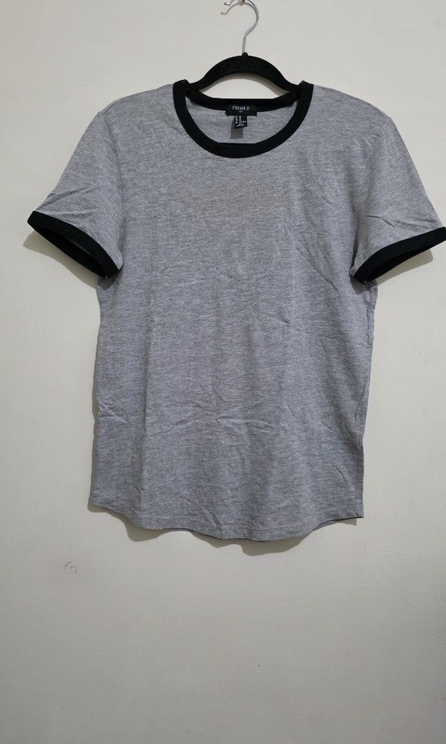 Forever 21 Men's Ringer Tee Slim Fit (Category: Tshirts & Polo Shirts ) located in Mabalacat. Submitted by enoscep (Listing ID 1388763251, Image 1). Description: Bought for around 1k Worn only a few times W:17" L:26" ☆rfs: decluttering ☆mop: bpi, bdo, gcash ☆mod: j&t ☆no return, refund, or exchange.