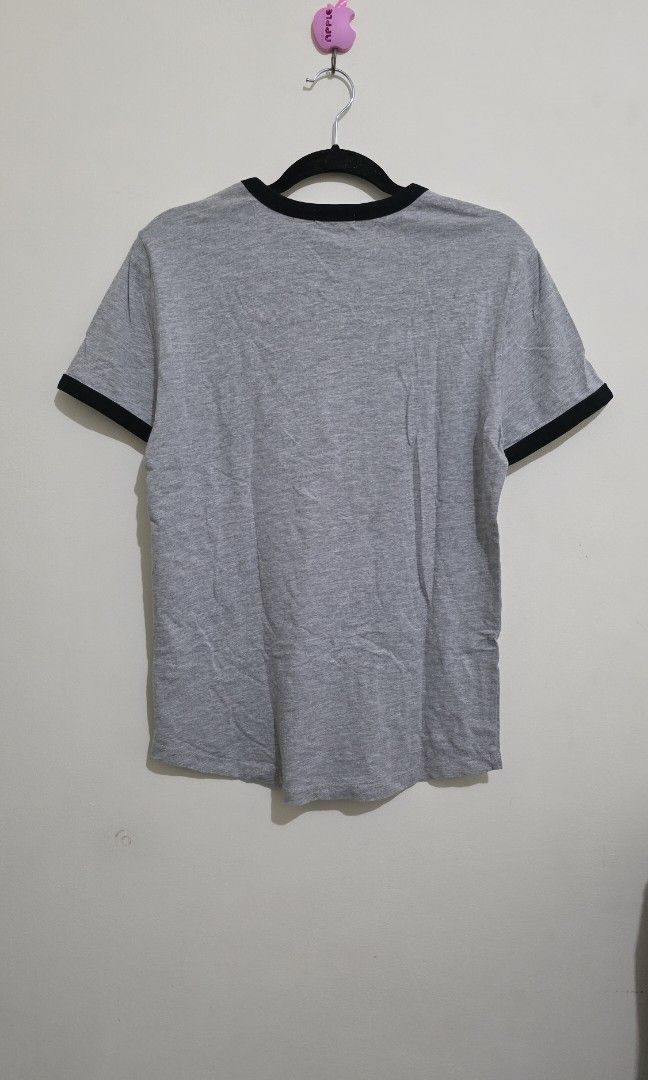 Forever 21 Men's Ringer Tee Slim Fit (Category: Tshirts & Polo Shirts ) located in Mabalacat. Submitted by enoscep (Listing ID 1388763251, Image 2). Description: Bought for around 1k Worn only a few times W:17" L:26" ☆rfs: decluttering ☆mop: bpi, bdo, gcash ☆mod: j&t ☆no return, refund, or exchange.