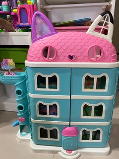(Category: ) located in . Submitted by ellas75 (Listing ID 1388905123, Image 1). Description: .