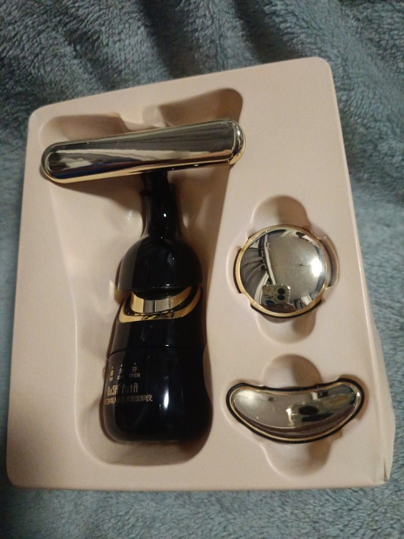 Gushiyuta 3-1 Face & neck massager (Category: Face Care) located in Pasig City. Submitted by emtyar (Listing ID 1388740674, Image 2). Description: .