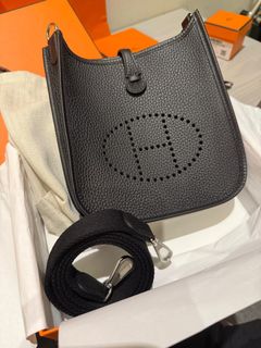 （分類：）位於 。 由 kavilly 提交（商品編號 1388889195，圖片 1）。簡介： 。