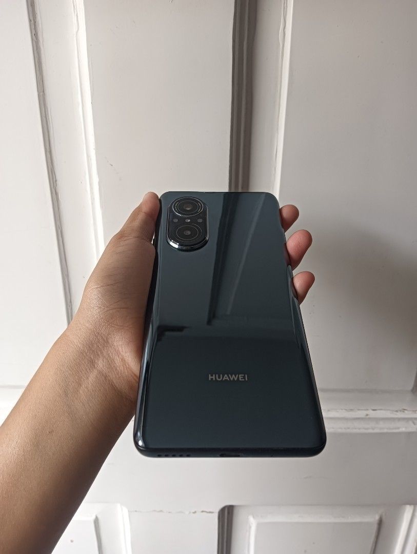 Huawei Nova 9se (Category: Huawei) located in Manila. Submitted by munsayacje15970 (Listing ID 1388876783, Image 3). Description: FOR SALE!! HUAWEI NOVA 9 SE 8/128gb Side fingerprint 5000mah Qualcomm snapdragon 680 108 mega pixel cam Inclusion: Original charger 66w and case No issue No history repair Check all u want upon meetup.