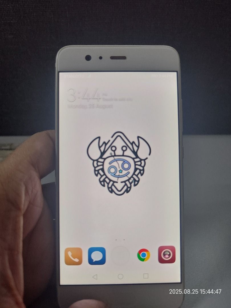 Huawei P10 (Category: Huawei) located in Caloocan City. Submitted by francisab39358 (Listing ID 1388777941, Image 1). Description: Unit only, lalamove or meetup around makati.