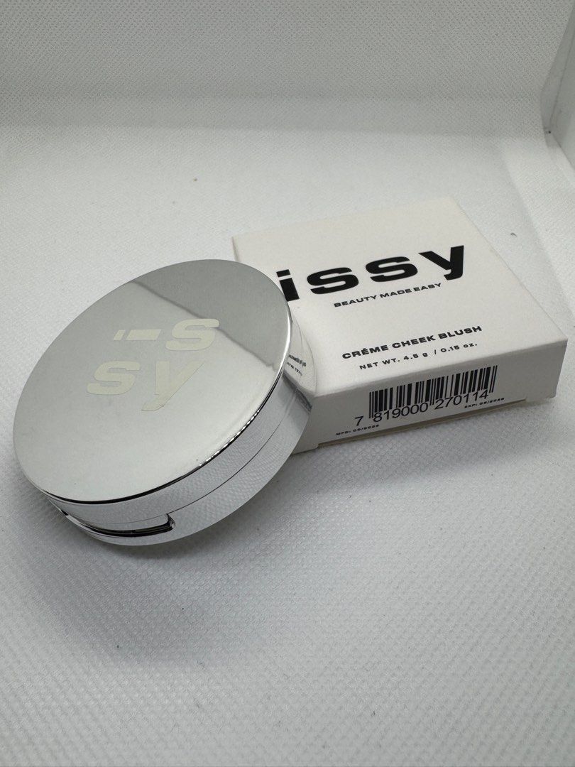 Issy & Co Creme Cheek Blush (Category: Makeup) located in Manila. Submitted by CeeGeeElle (Listing ID 1388822327, Image 2). Description: 📌 Like new (just swatched) 📌 Shade: Undress (neutral beige nude) 📌 Can be used as eyeshadow/bronzer ❗️MOP - GCash only ❗️Shipment via Lalamove or Grab (shouldered by buyer) ❗️Shipping from Parañaque .