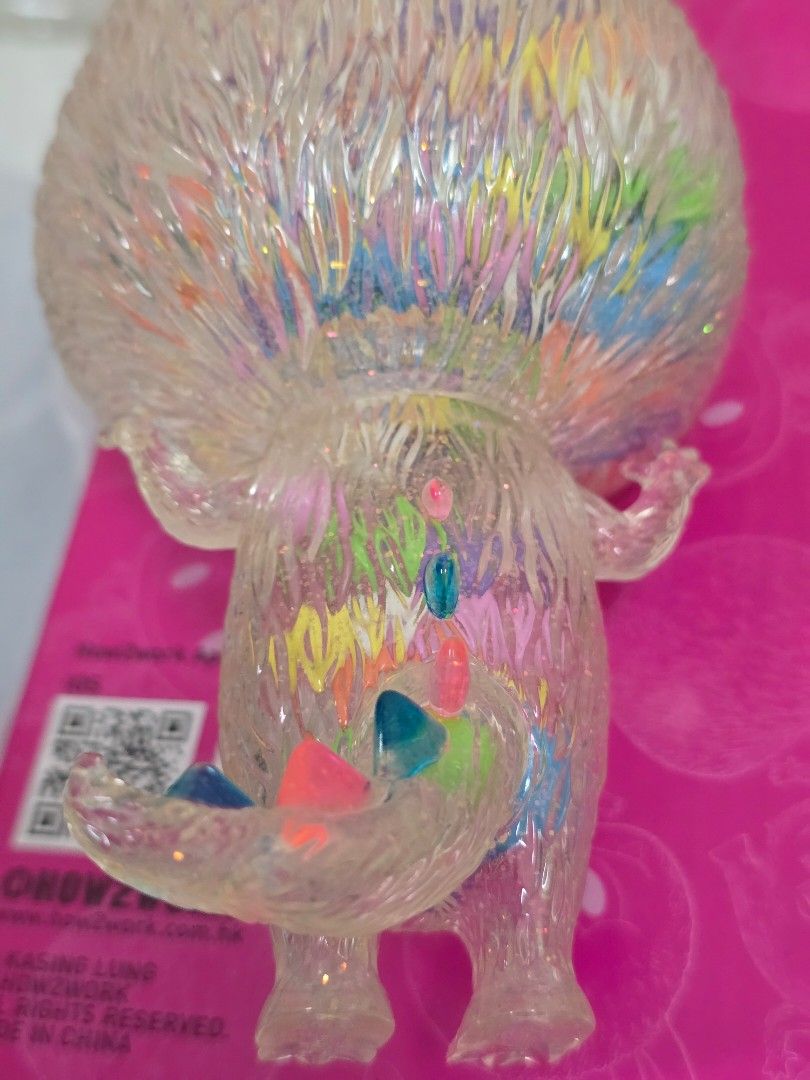 全新Labubu Zimomo Blij透明彩豆(Pink box), 興趣及遊戲, 玩具