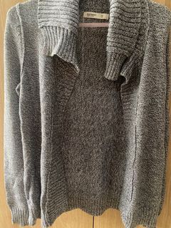 （分類：）位於 。 由 ann.declutter 提交（商品編號 1388783838，圖片 1）。簡介： 。