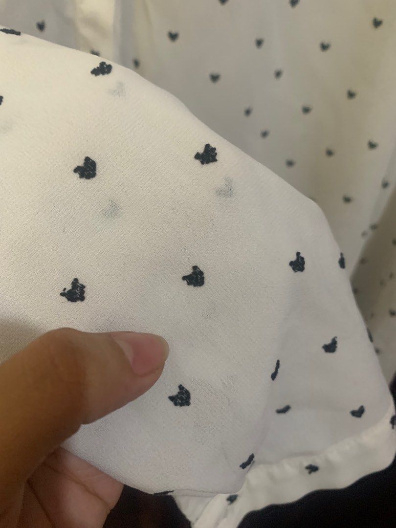 Lily Long sleeve heart embroidery (Category: Longsleeves) located in Paranaque City. Submitted by joymrtnz (Listing ID 1388720055, Image 3). Description: .