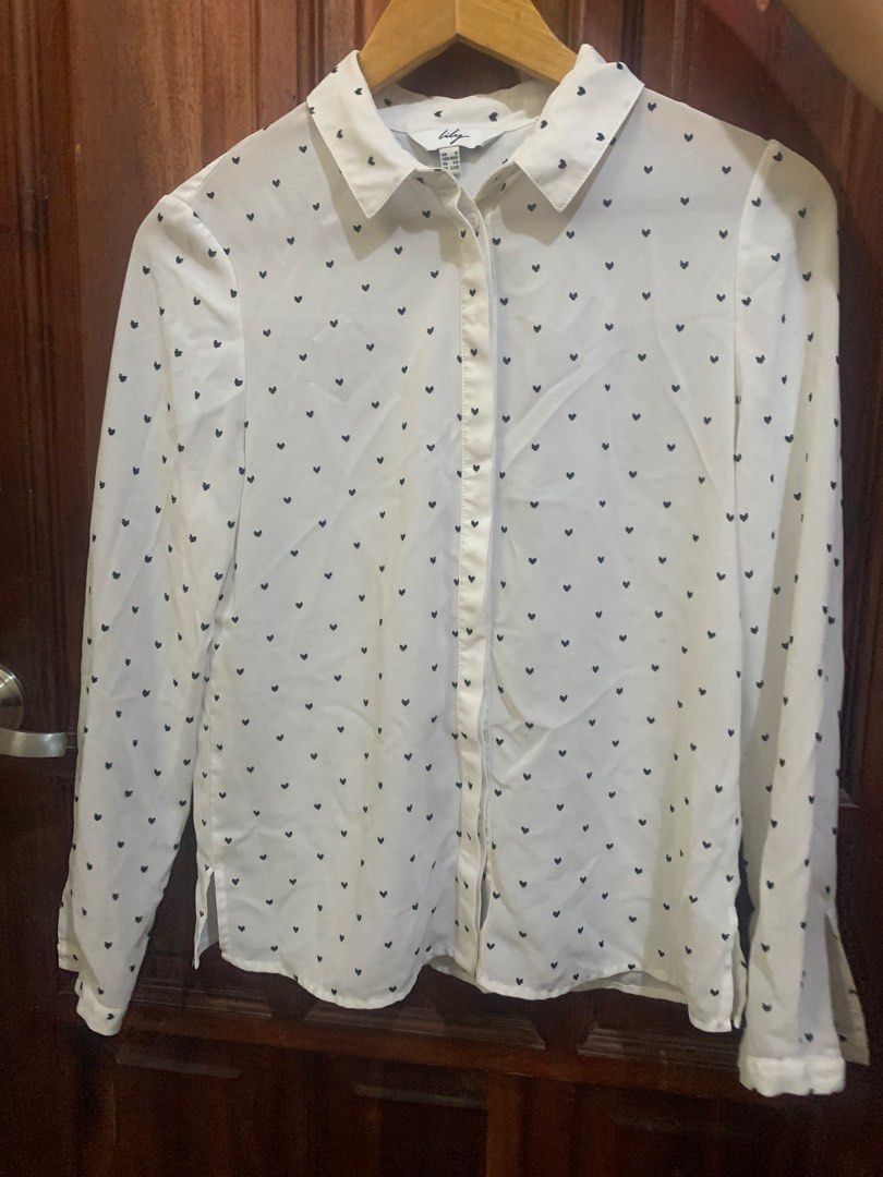 Lily Long sleeve heart embroidery (Category: Longsleeves) located in Paranaque City. Submitted by joymrtnz (Listing ID 1388720055, Image 1). Description: .