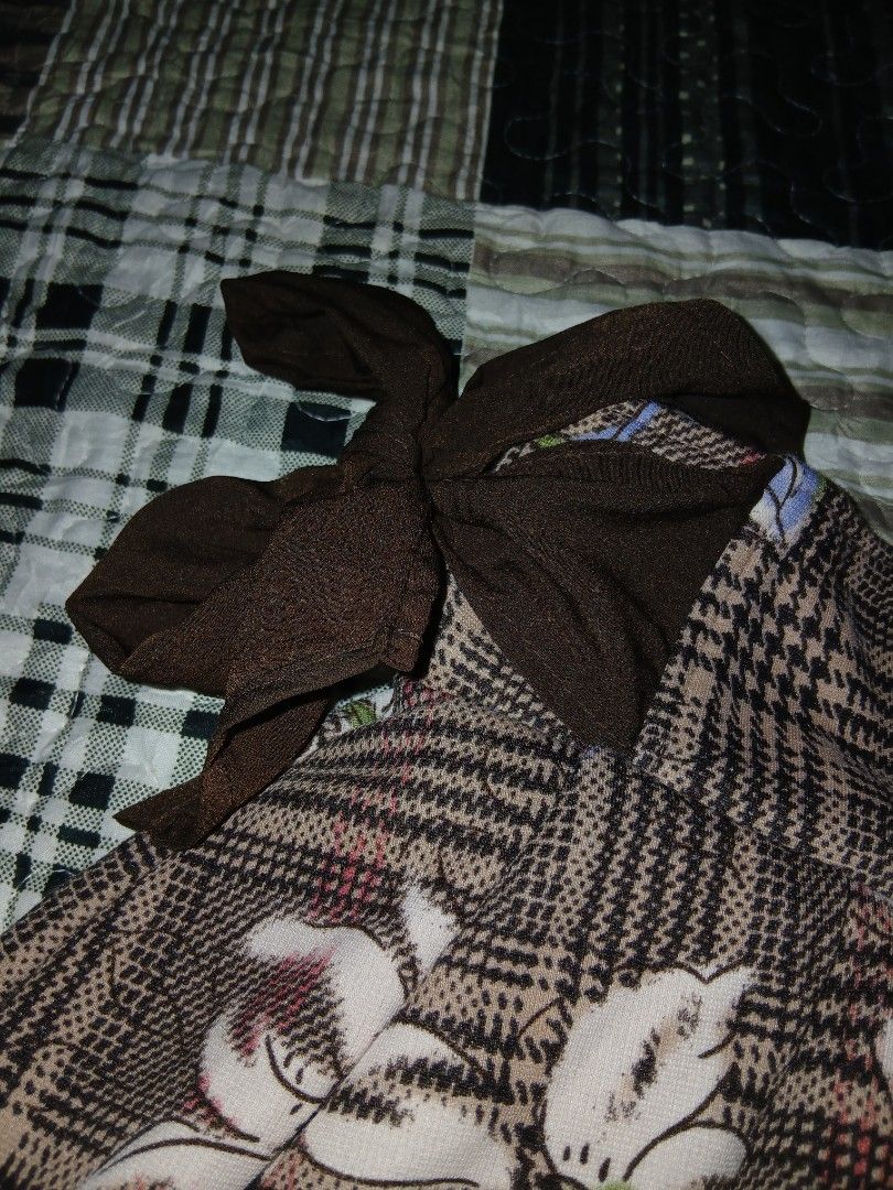 Liz Lisa Brown Plaid Skirt (Category: Skirts) located in Bongabong. Submitted by del_argent (Listing ID 1388910832, Image 2). Description: w-24-30 l-16.