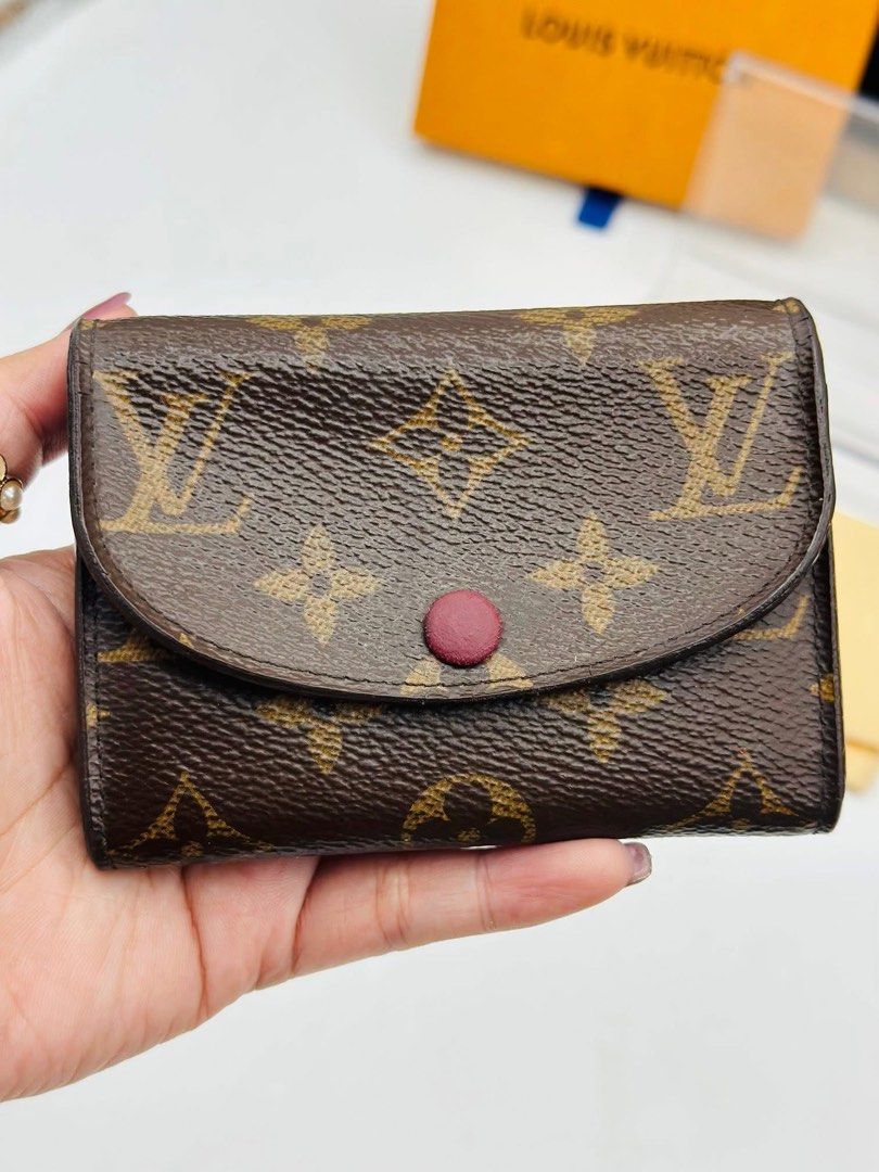 Lv Rosalie Wallet (Category: Luxury Bags & Wallets) located in Cavite. Submitted by checherosales (Listing ID 1388708785, Image 2). Description: Dm us if interested...