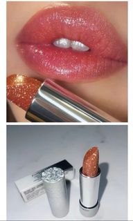 (Category: ) located in . Submitted by raidmycloset888 (Listing ID 1388738995, Image 1). Description: .