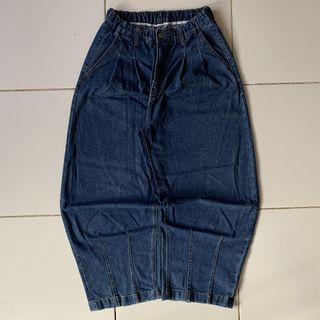 (Category: ) located in . Submitted by worldwidewear.com (Listing ID 1388844850, Image 1). Description: .
