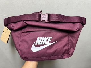 nike hip pack maroon