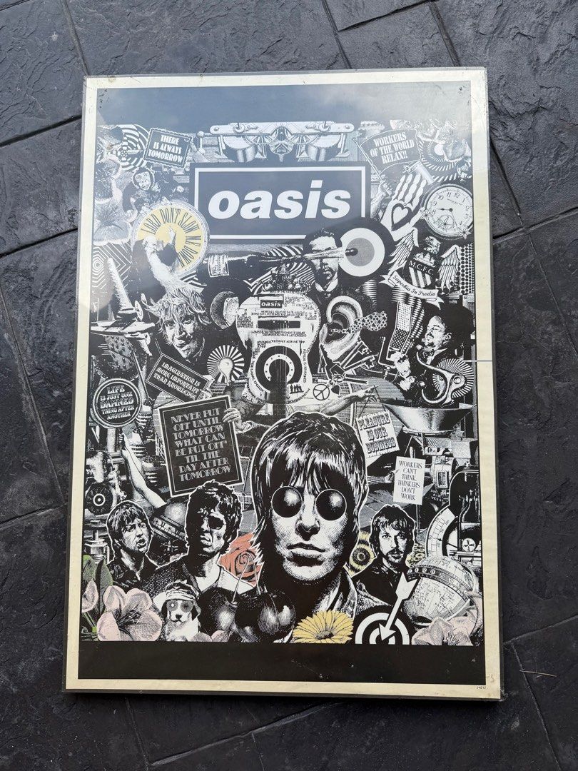 OASIS POSTER (Category: Frames & Pictures) located in Kuala Lumpur. Submitted by raff.collection (Listing ID 1388712708, Image 1). Description: OASIS POSTER FOR SALE Nak display kedai ke rumah ke memang cun SELF PICKUP.
