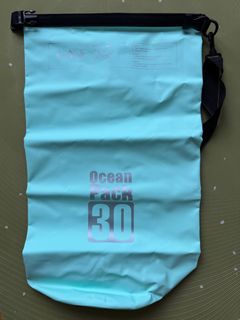 （分類：）位於 。 由 gowiththethrow 提交（商品編號 1388705615，圖片 1）。簡介： 。