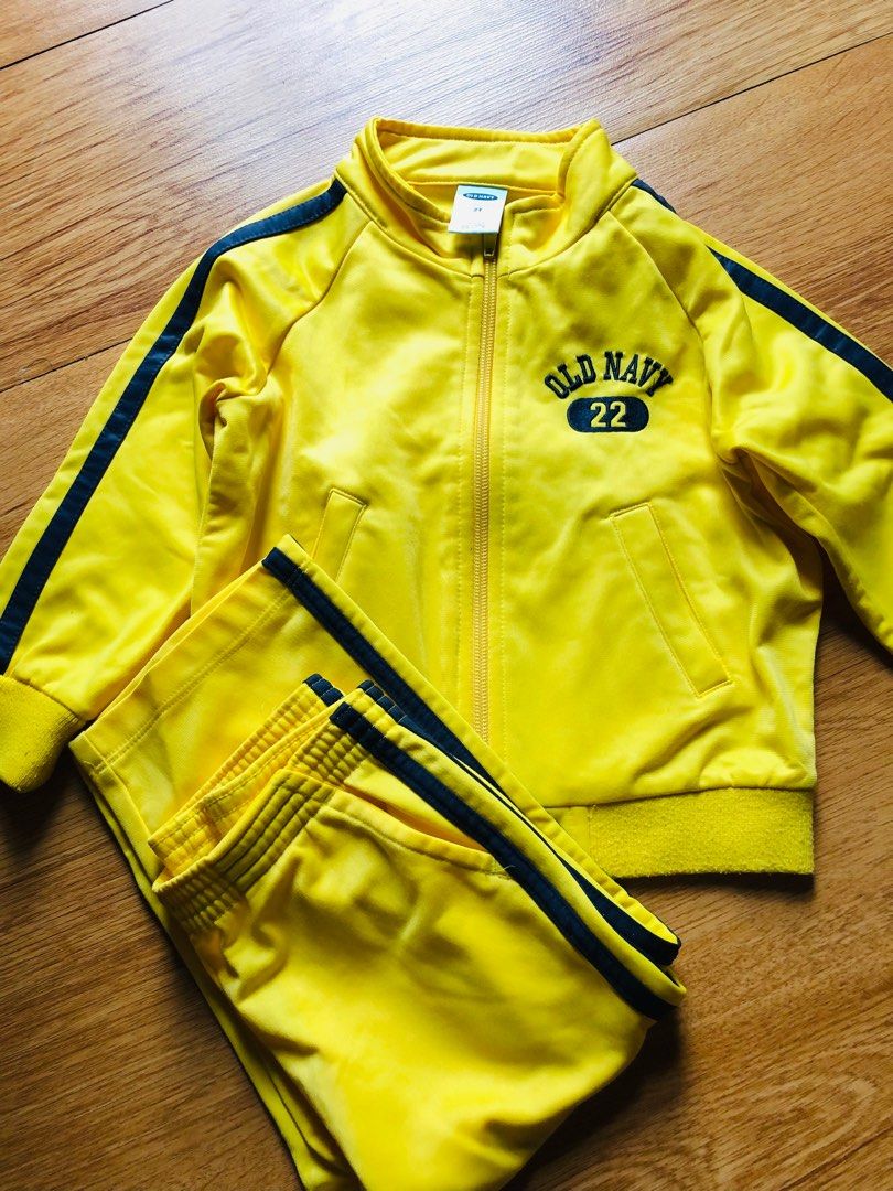 Old Navy jacket and pants 2T kids (Category: Babies & Kids Fashion) located in Quezon City. Submitted by dmbchic (Listing ID 1388798486, Image 2). Description: Size 2T on tag toddler Old navy like new Color yellow Pair pants and jacket.