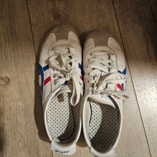 （分類：）位於 。 由 fokpm 提交（商品編號 1388868640，圖片 1）。簡介： 。