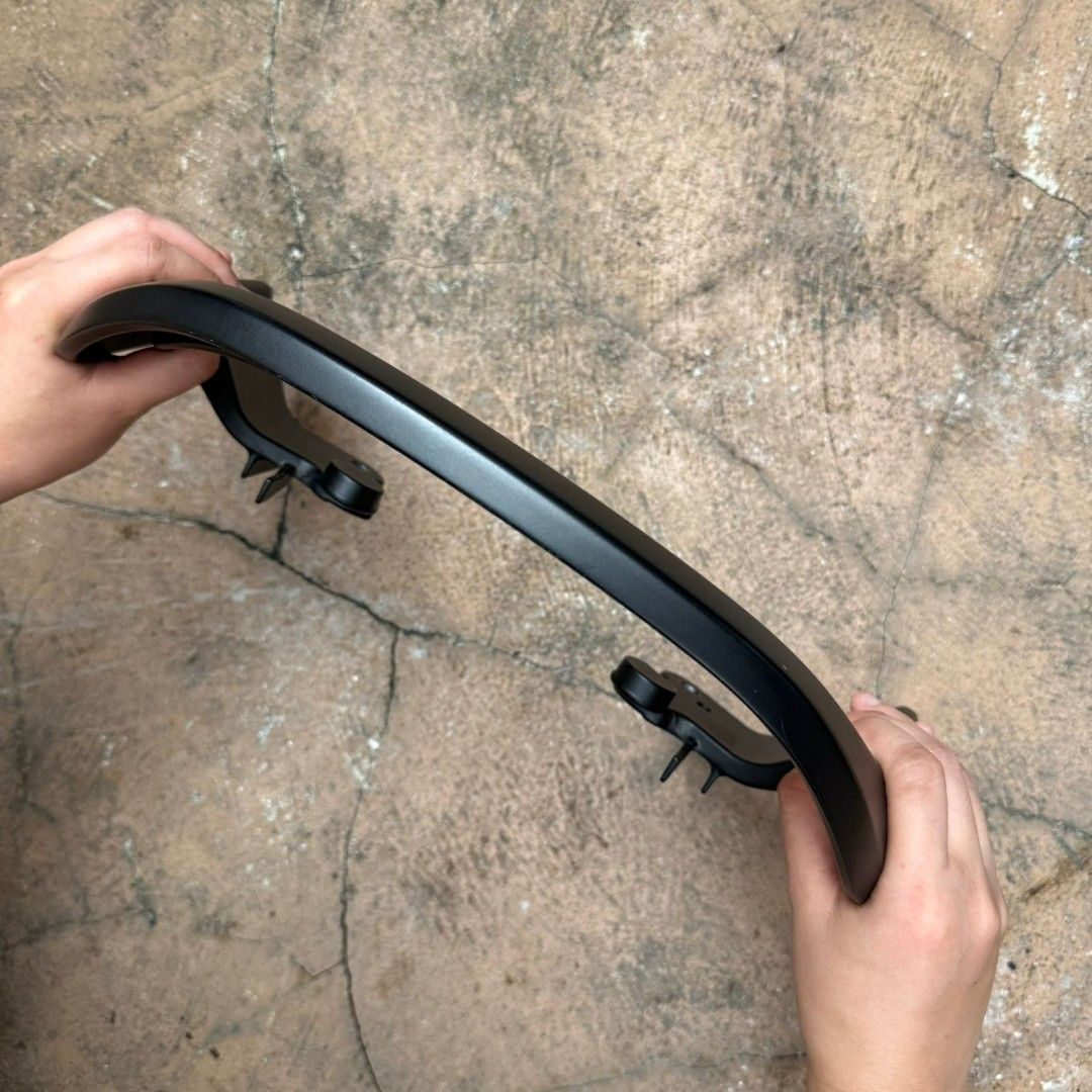 Original Fazzio Grab Bar (Category: Body Parts and Accessories) located in Taguig. Submitted by deedeeee11 (Listing ID 1388814824, Image 3). Description: FOR SALE ONLY Original Fazzio Grab Bar Never nagamit. Makinis pa. Kita naman sa pics. Php 500 fixed 📌 Sta. Mesa, Manila.