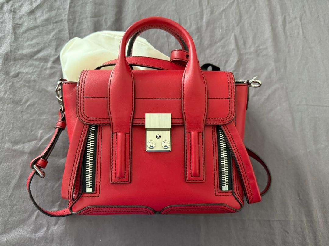 Phillip Lim (Category: Cross-body Bags) located in Kuala Lumpur. Submitted by fai87 (Listing ID 1388778721, Image 1). Description: 3.1 Phillip Lim Bag Only wore once or twice Comes with Dustbag Bought from Club 21 Original price 3.2k.