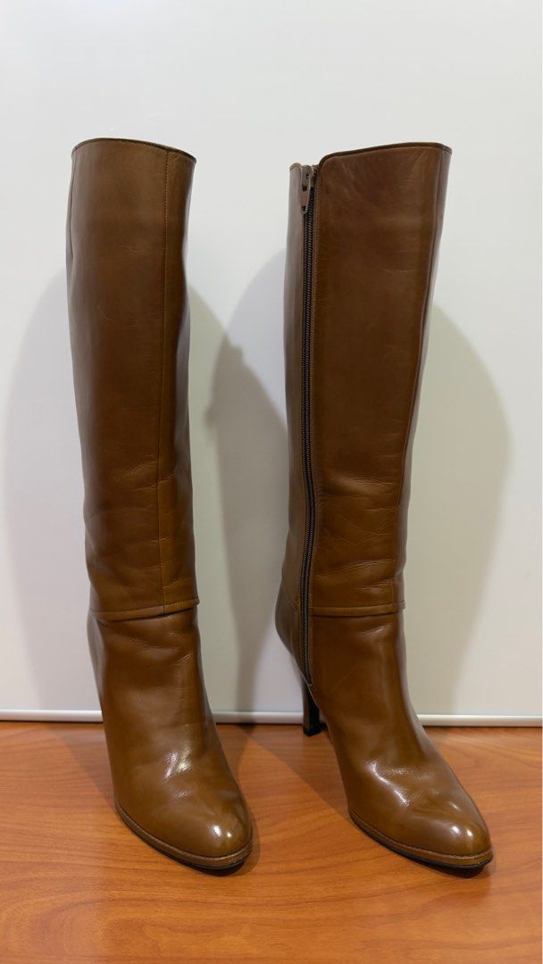 Pierre Cardin Paris Leather Boots (Category: Boots) located in Binangonan. Submitted by c_r_i_s (Listing ID 1388779420, Image 2). Description: Pierre Cardin Paris Leather Boots Vintage & Authentic Genuine leather Size 35 1/2 Measured size: With light signs of use, scuffs, scratches and creases Beautiful boots! In very good condition.