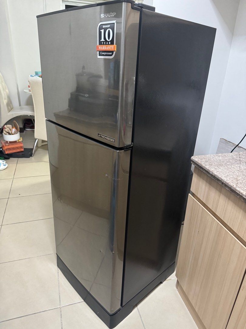 Refrigerator Sharp Inverter (Category: Refrigerators and Freezers) located in Paranaque City. Submitted by stockholm05 (Listing ID 1388850708, Image 3). Description: FOR SALE: Sharp J-Tech Inverter 2-Door Refrigerator ❄️ • 5 years old • Working well / malamig pa • Automatic defrost / No Frost • J-Tech Inverter technology – energy-saving • 2-door design with top freezer • Dark silver stainless-look finish • Tempered glass shelves • With vegetable 