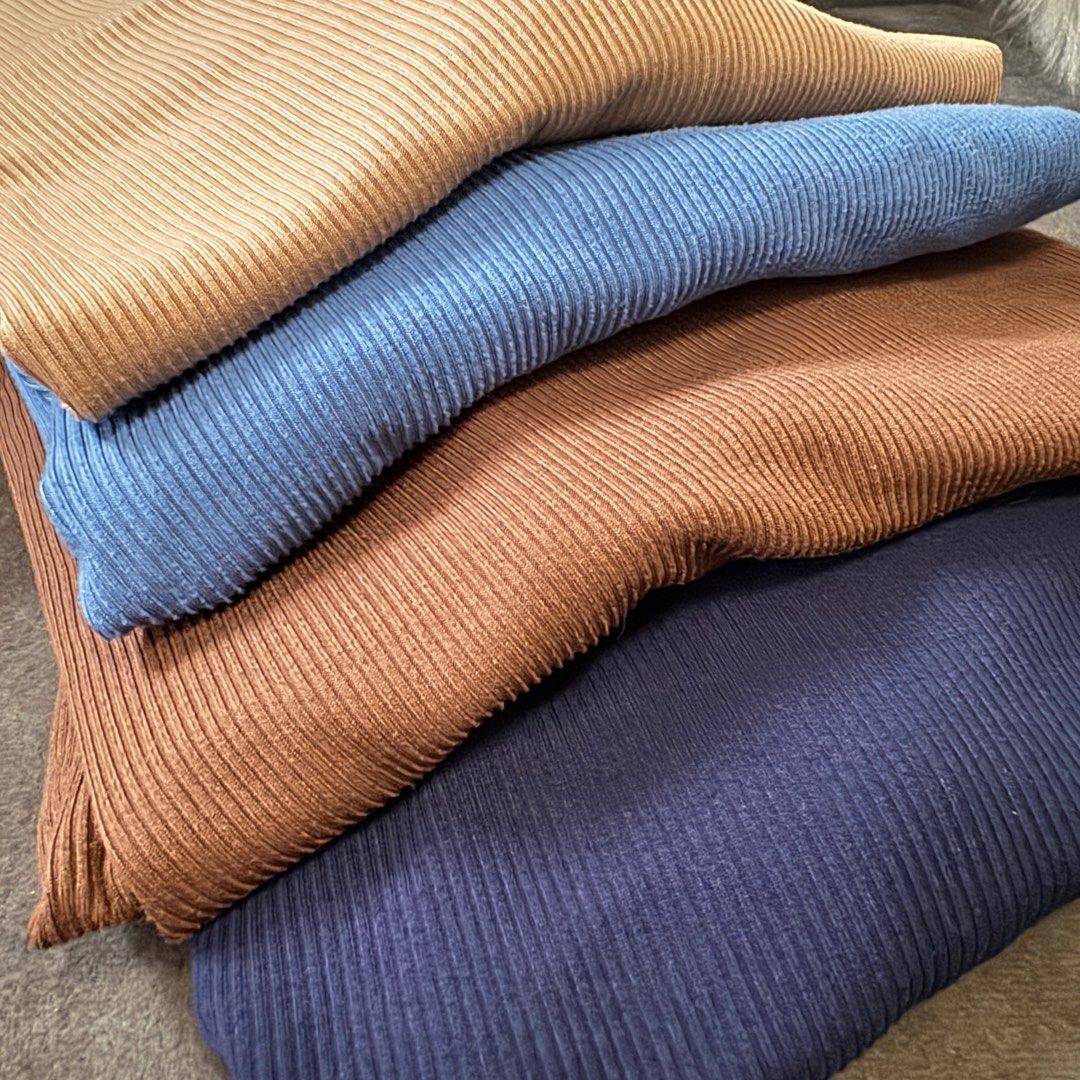 4pcs Ribbed top plus size take all (Category: Blouses) located in Cainta. Submitted by kei_21 (Listing ID 1388796024, Image 3). Description: Closet cleanup sale Decluttering Take all 4pcs For size large to xl Super stretchable ribbed fabric Can fit up to 44bust / 36waist Beige tan - unused Choco brown - used once Navy blue - unused Blue - once used I bought it in live selling for 180 each Selling low Loc: Pasig.