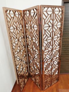 (Category: ) located in . Submitted by CC_closet (Listing ID 1388747708, Image 1). Description: .