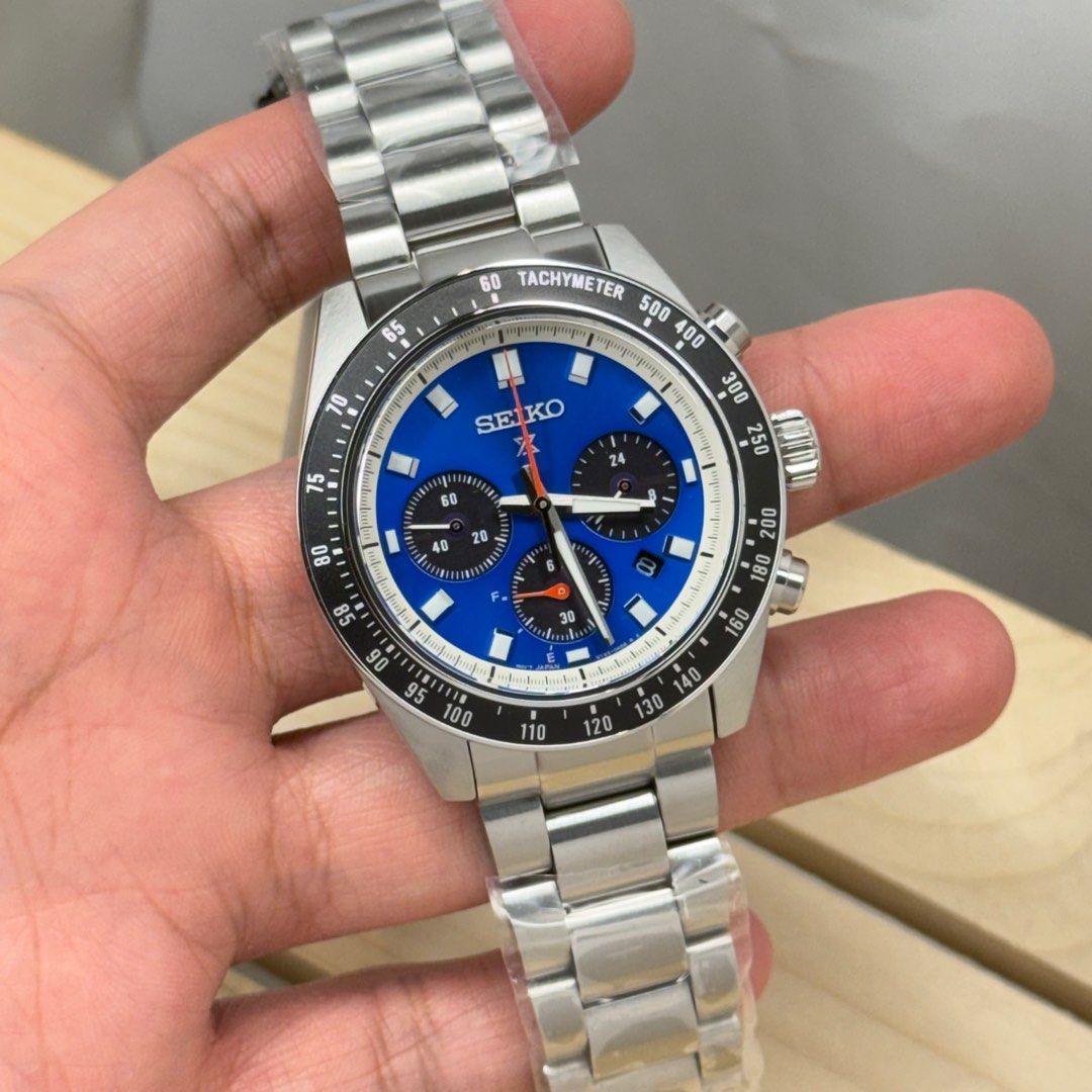 SEIKO PROSPEX SPEEDTIMER SPECIAL EDITION 41MM (Category: Men's Watches) located in Quezon City. Submitted by micoyski (Listing ID 1388808465, Image 3). Description: FOR SALE ONLY BRANDNEW COMPLETE ORIGINAL 💯 Seiko prospex speedtimer Special edition Solar powered Sapphire glass 41mm ₱29,500 FREE SHIPPING NATIONWIDE ✅ SAME DAY DELIVERY ✅ STORE PICK UP ✅ 📍 QUEZON CITY.