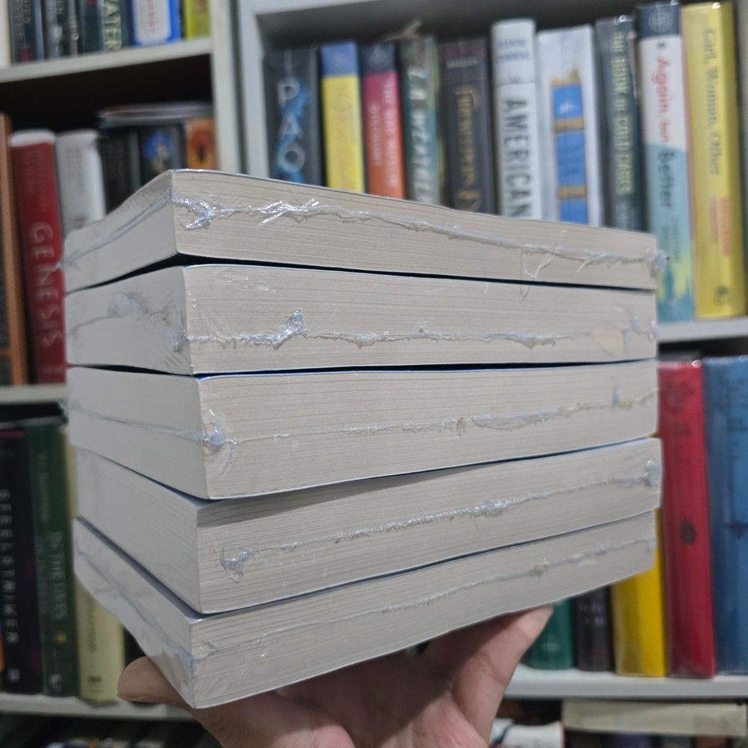 Shatter Me Series by Tahereh Mafi (Paperback) (Category: Storybooks) located in Makati City. Submitted by vladcpa (Listing ID 1388840245, Image 3). Description: PLEASE READ CAREFULLY BEFORE BUYING ☺ 💵 MOP: B P I or Gc@sh 🚚 MOD: J&T or Lalam0ve / Grqb within Metro Manila 📙 Like new ✔️ Payment first before same day delivery ✔️ No haggling, please (last price posted, discounted already) ‼️ ✔️ Swipe left for more photos—all sides of the product ar