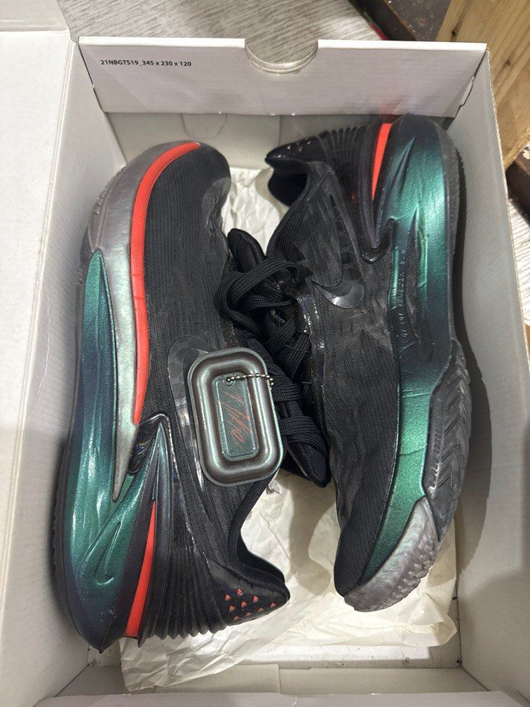 Shoes for sale (Category: Sneakers) located in Pasay City. Submitted by agy21 (Listing ID 1388882851, Image 2). Description: USED SHOES FOR SALE All nego rfs : decluttering GT CUT 2 Size 10.5 ₱3500 used 3x JUMBO DUNKS Size 10 ₱3500 used Issue dirty soles and dirty toe cap Can be cleaned easily Pm for more pics .
