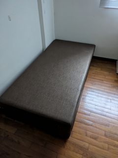 (Category: ) located in . Submitted by gan.fitness (Listing ID 1388710636, Image 1). Description: .