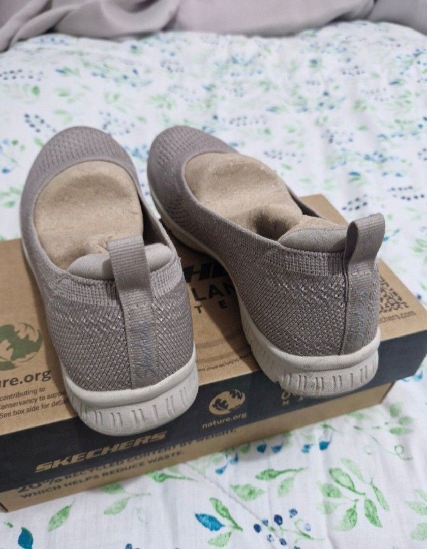 Skechers Be Cool Breezy Daze (Category: Shoe inserts) located in Cainta. Submitted by classic_chic (Listing ID 1388819068, Image 3). Description: taupe color size 6 like new.