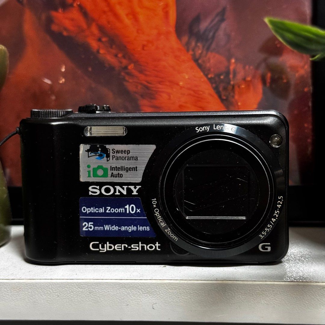 Sony DSC H55 digicam digital camera (Category: Cameras) located in Cebu City. Submitted by gilejehhk (Listing ID 1388723925, Image 1). Description: Digicam digi cam digital camera vintage retro y2k aesthetic camrecorder handycam video BLACK: Sony DSC-H55 fully functional (issue: lcd dust and burn; doesn’t affect the output) -14 megapixels Unit, battery and universal clip charger only! .