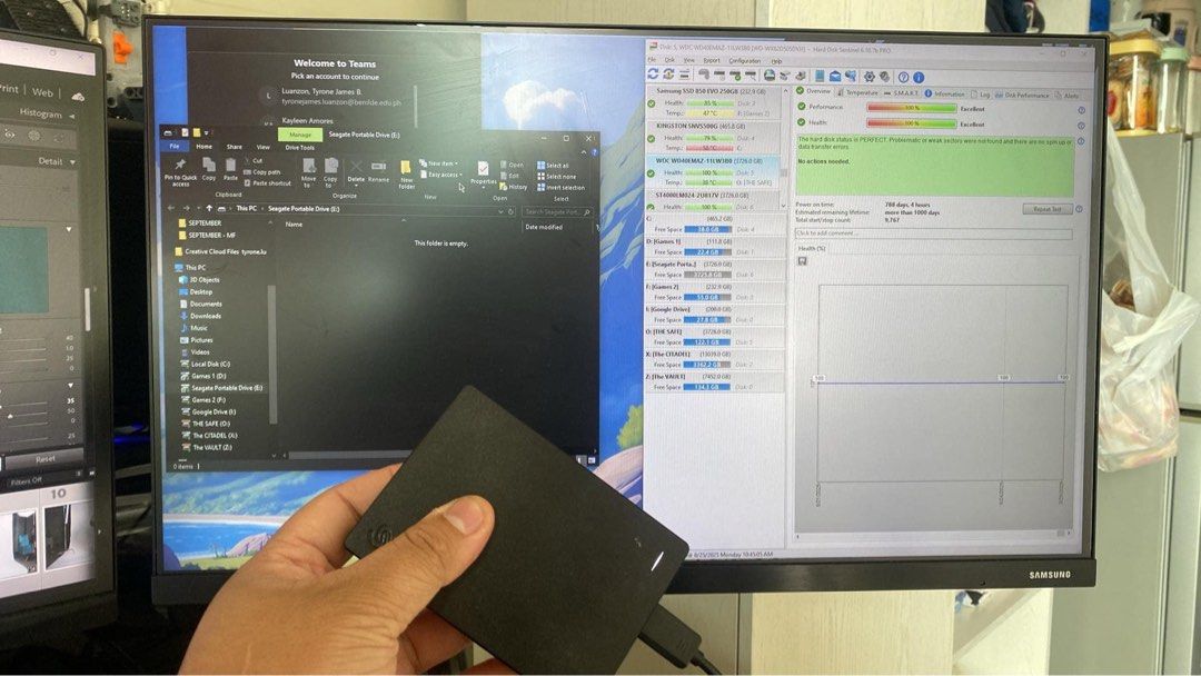 Take All_Seagate & Western Digital 4TB HDDs (Category: Hard Disks & Thumbdrives) located in Manila. Submitted by tyroneluanzon (Listing ID 1388785787, Image 3). Description: For Sale: Pamigay price na. 1. 4x 4TB Seagate HDD 2. 2x 4TB WD HDD Lahat 100% health sa sentinel maliban dun sa isang WD 4TB, 52% health niya Take all for 15k, slightly negotiable kapag today or bukas kukuhanin. RFS: nakatambak lang sa drybox Location: Santa Ana, Manila.