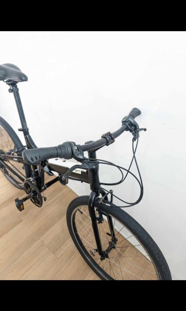 Tern Joe C21 Folding Bike (Category: Bicycles) located in Marikina City. Submitted by hajilemanuel (Listing ID 1388765307, Image 3). Description: 🚲Tern Joe C21 26" 🚲26er Folding bike ⚙️21speed (3 x 7) ❗Medium Size ❗Ready to ride condition ❗All shimano parts ❗Replaced to silicon bar grips ❗Replaced to shimano shifter lever 🗺️Location: Marikina/San Mateo/Quezon City RFS: Upgrade Negotiable.