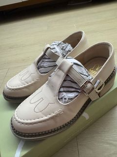 （分類：）位於 。 由 catbchan 提交（商品編號 1388830942，圖片 1）。簡介： 。