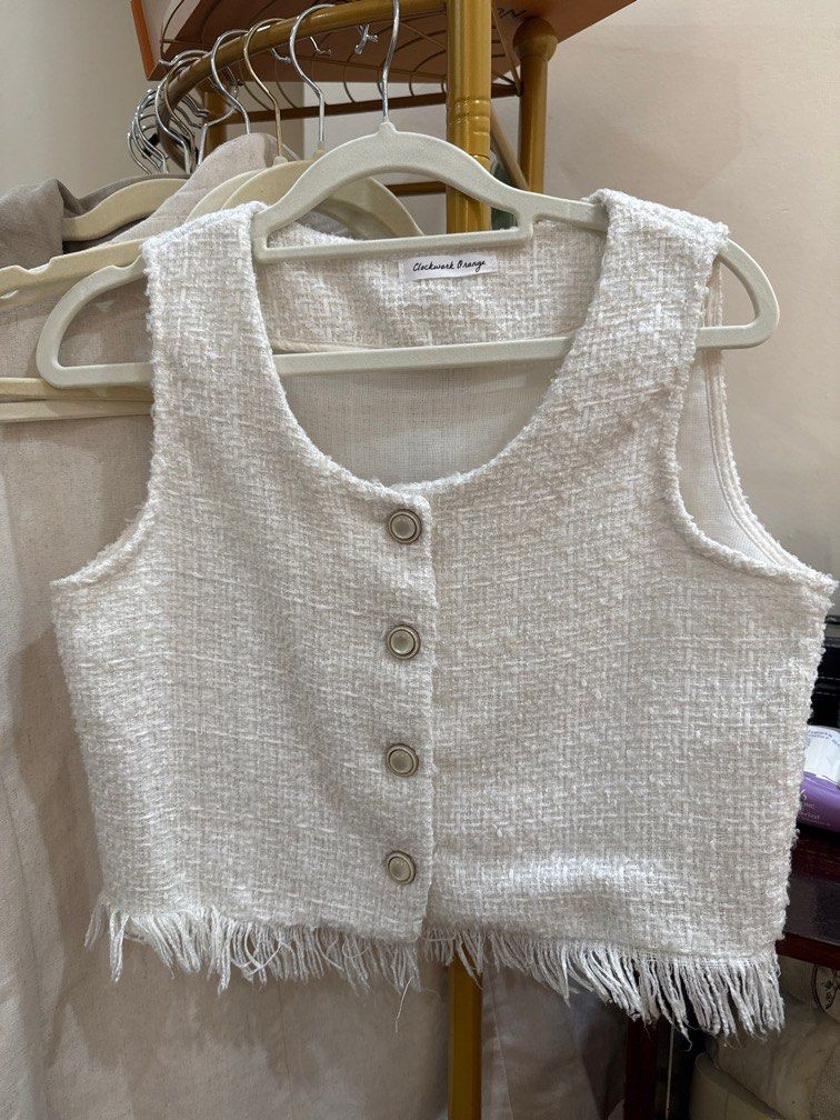 Tweed Crop Top Vest White (Category: Sleeveless) located in Manila. Submitted by chubbybunny888 (Listing ID 1388727428, Image 1). Description: Worn once. Looking for a new owner 🥰 Let’s all work together towards sustainable fashion. .