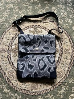 (Category: ) located in . Submitted by secretshop13 (Listing ID 1388863692, Image 1). Description: .